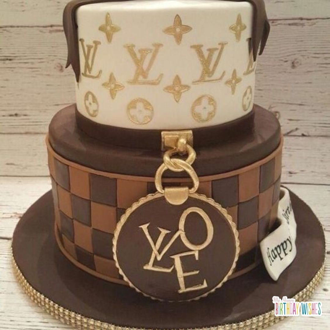 Small #35 Louis Vuitton themed cake ✨